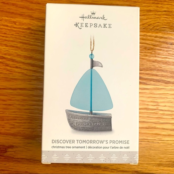 Hallmark Keepsake Ornament Discover Tomorrow's Promise Sailboat - Picture 1 of 9